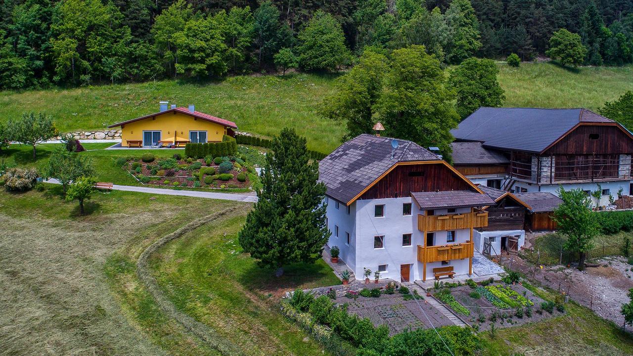 Appartament Eichnerhof Chienes Exterior photo